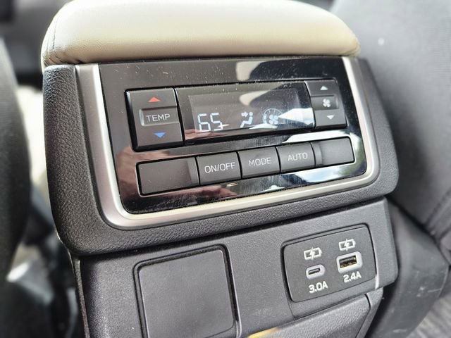 Used 2025 Subaru Ascent Premium image 28