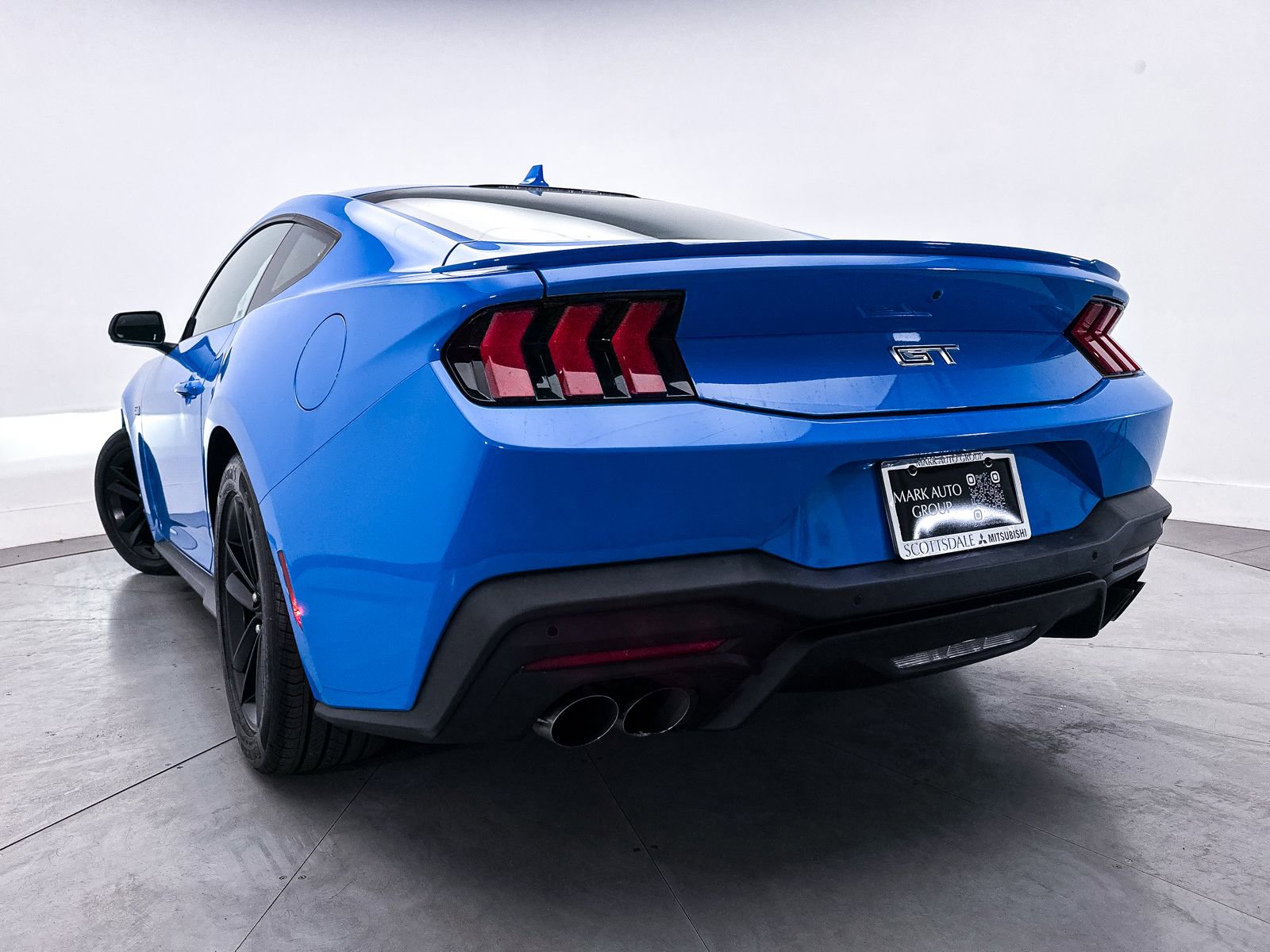 Used 2024 Ford Mustang GT RWD image 7