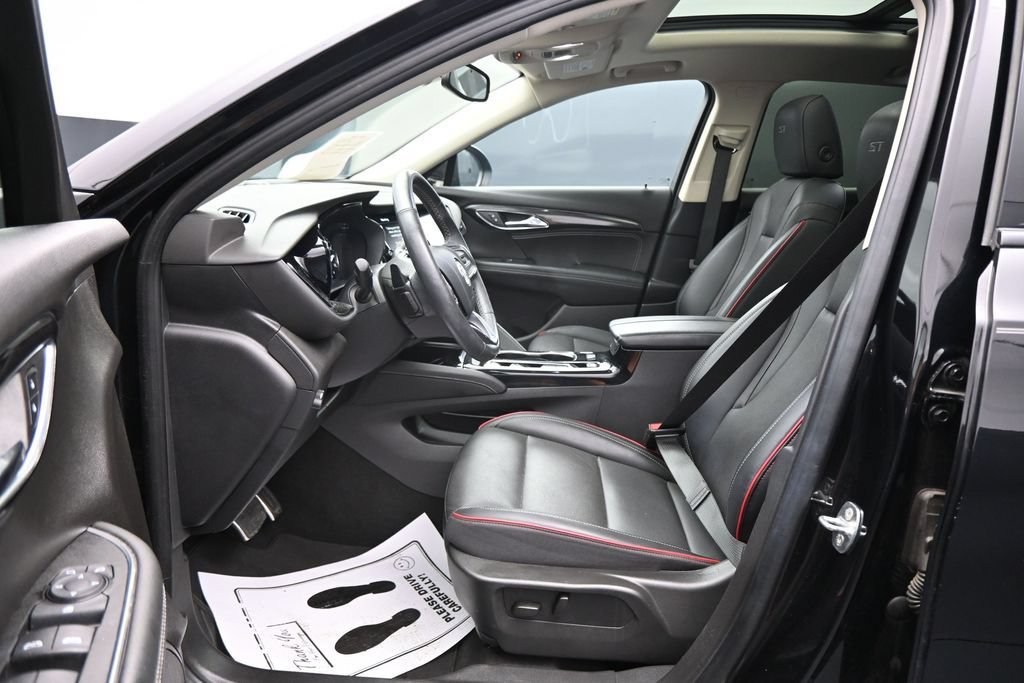 Used 2023 Buick Envision Essence w/ Sport Touring Package AWD/4WD image 9