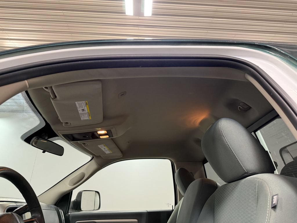 Used 2018 RAM 3500 SLT w/ Snow Chief Group AWD/4WD image 10