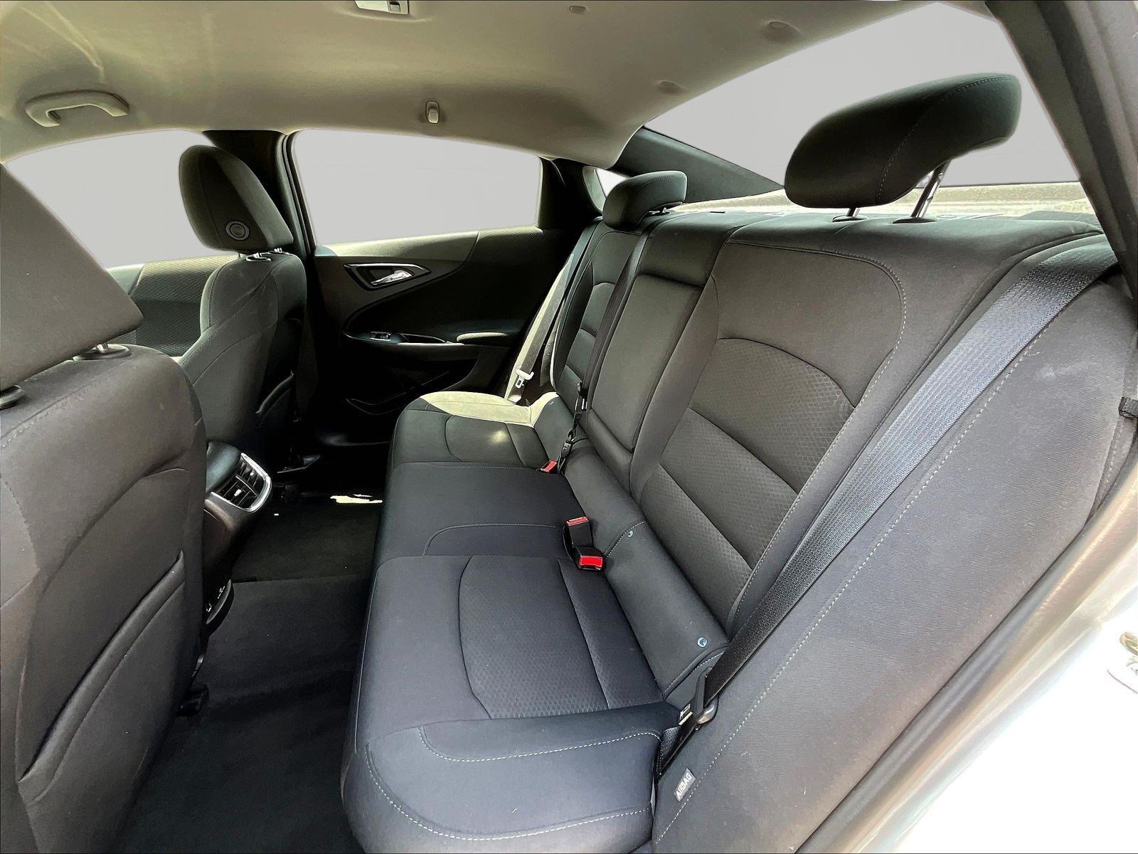 Used 2016 Chevrolet Malibu LT FWD image 22