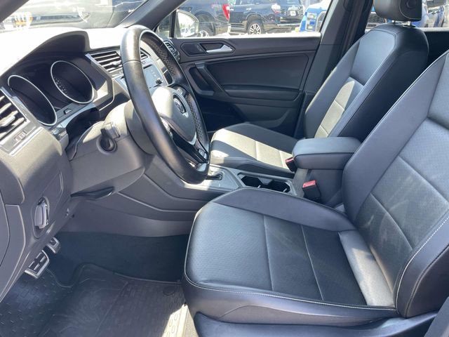 Used 2021 Volkswagen Tiguan SE R-Line FWD image 17