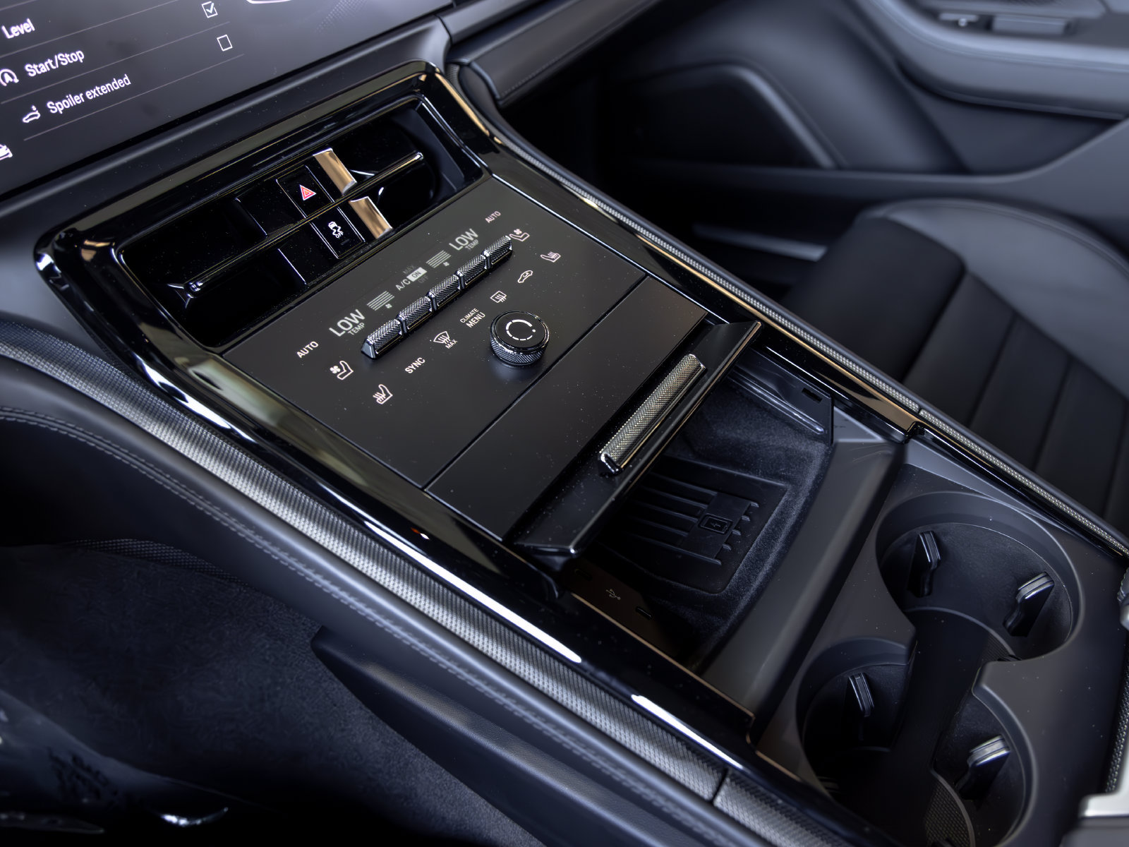 Certified 2024 Porsche Panamera 4 AWD/4WD image 38