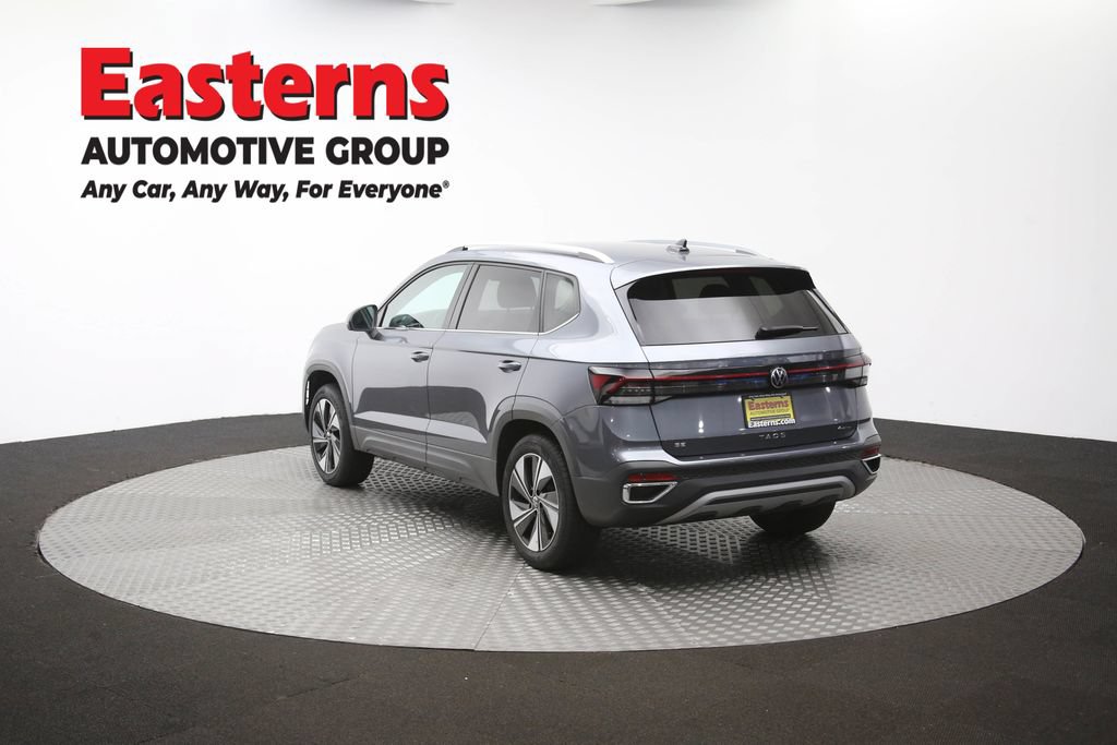 Used 2025 Volkswagen Taos SE AWD/4WD image 63