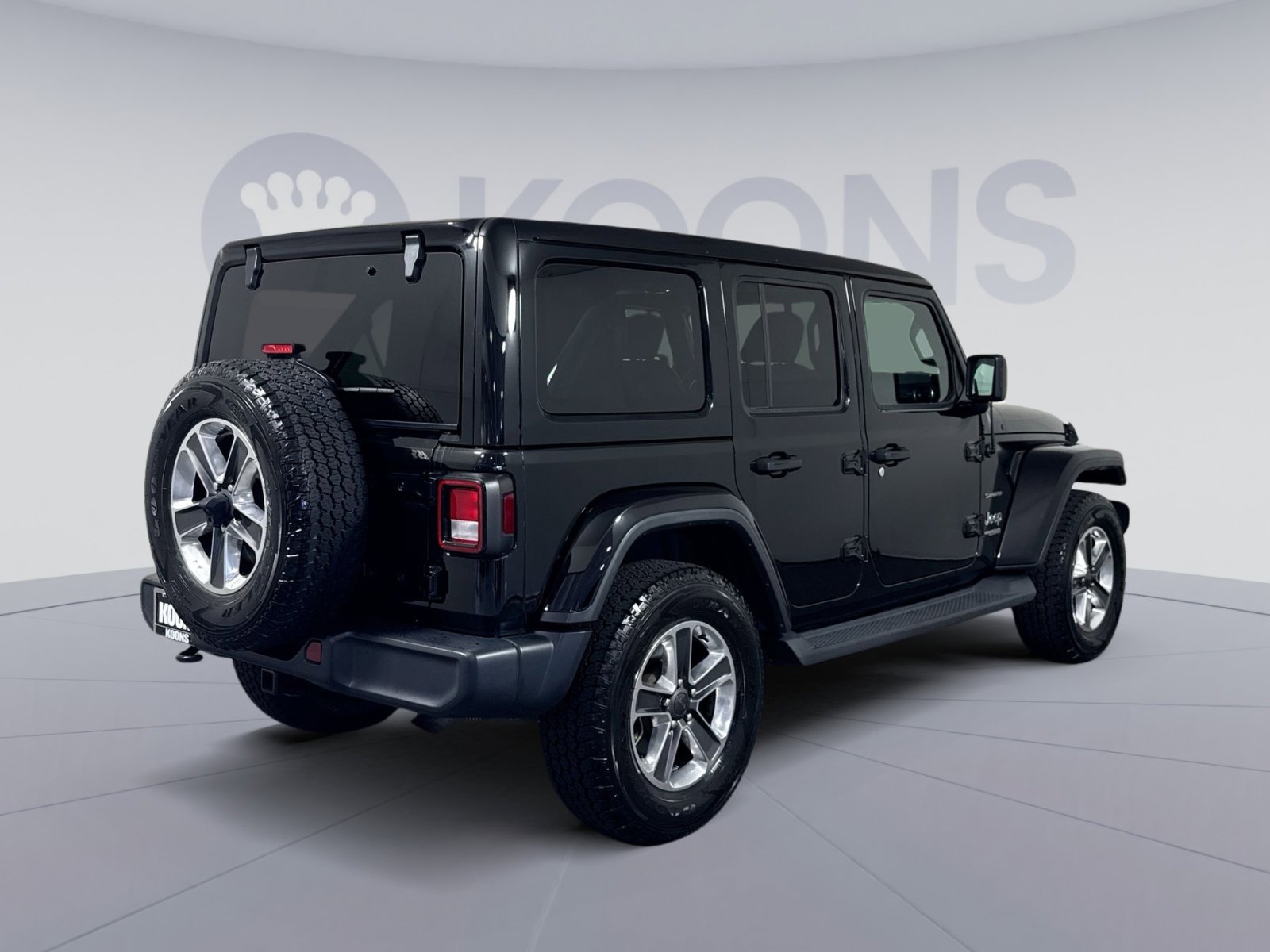 Used 2020 Jeep Wrangler Unlimited Sahara AWD/4WD image 7