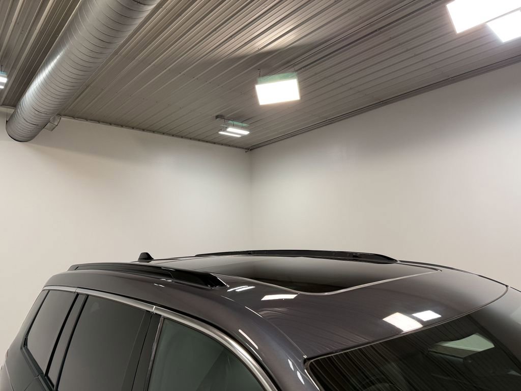 Used 2024 Jeep Grand Cherokee L Overland w/ Trailer Tow Package image 45