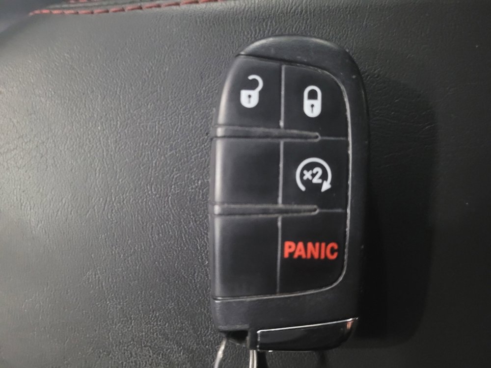 Used 2021 Jeep Renegade Trailhawk image 32