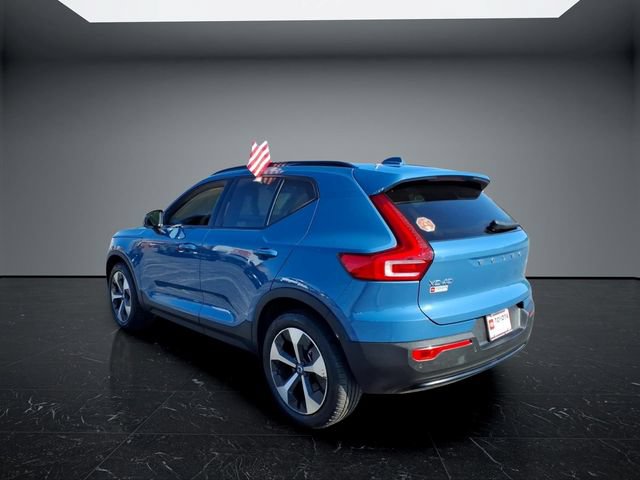 Used 2023 Volvo XC40 B4 Ultimate FWD image 6