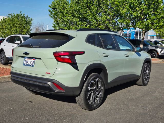 Used 2024 Chevrolet Trax RS w/ Driver Confidence Package image 4