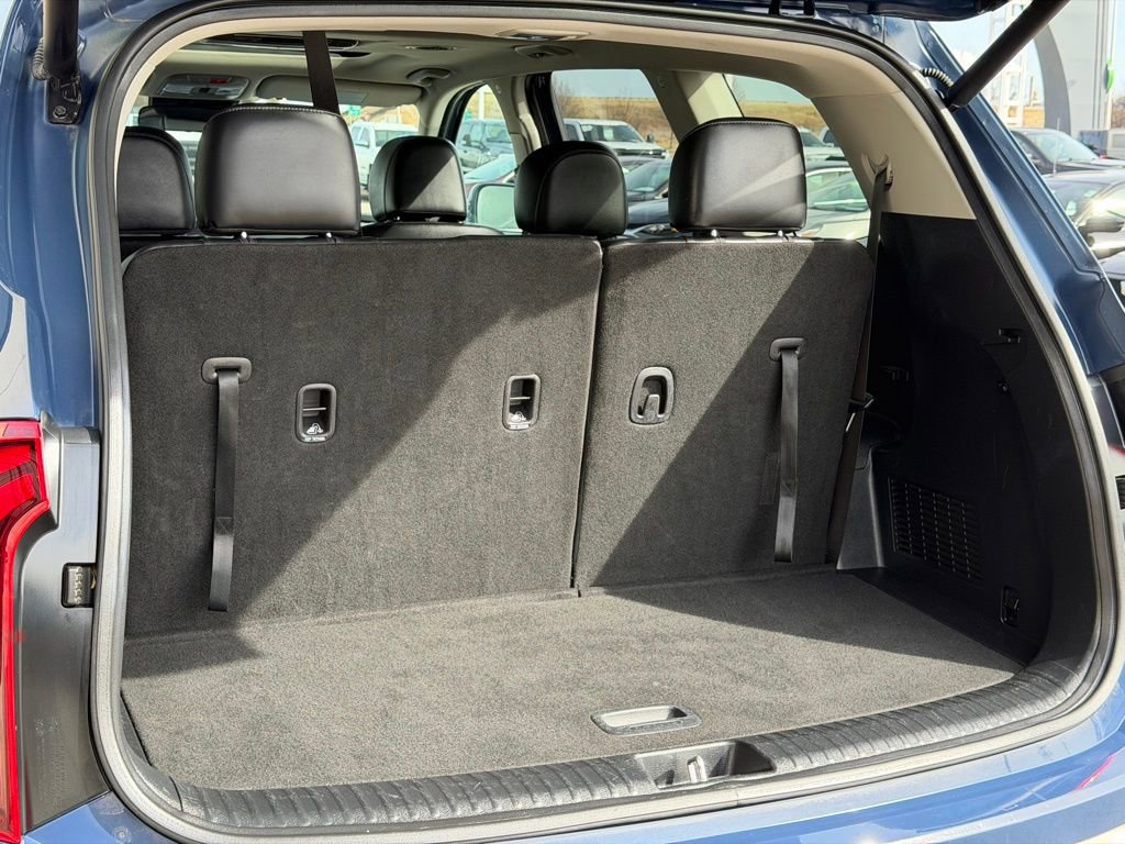 Used 2025 Kia Telluride S image 8