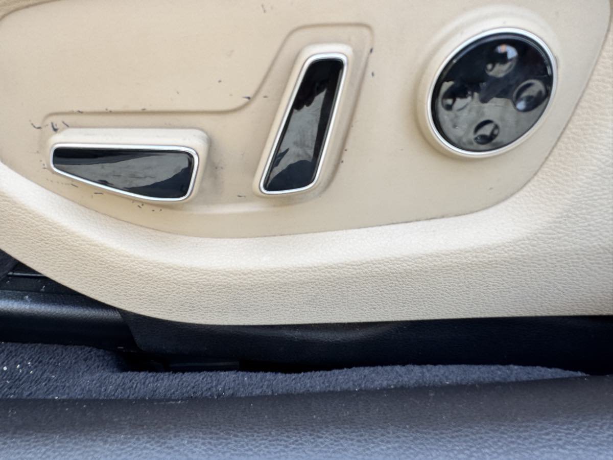 Used 2015 Hyundai Genesis 3.8 RWD image 36