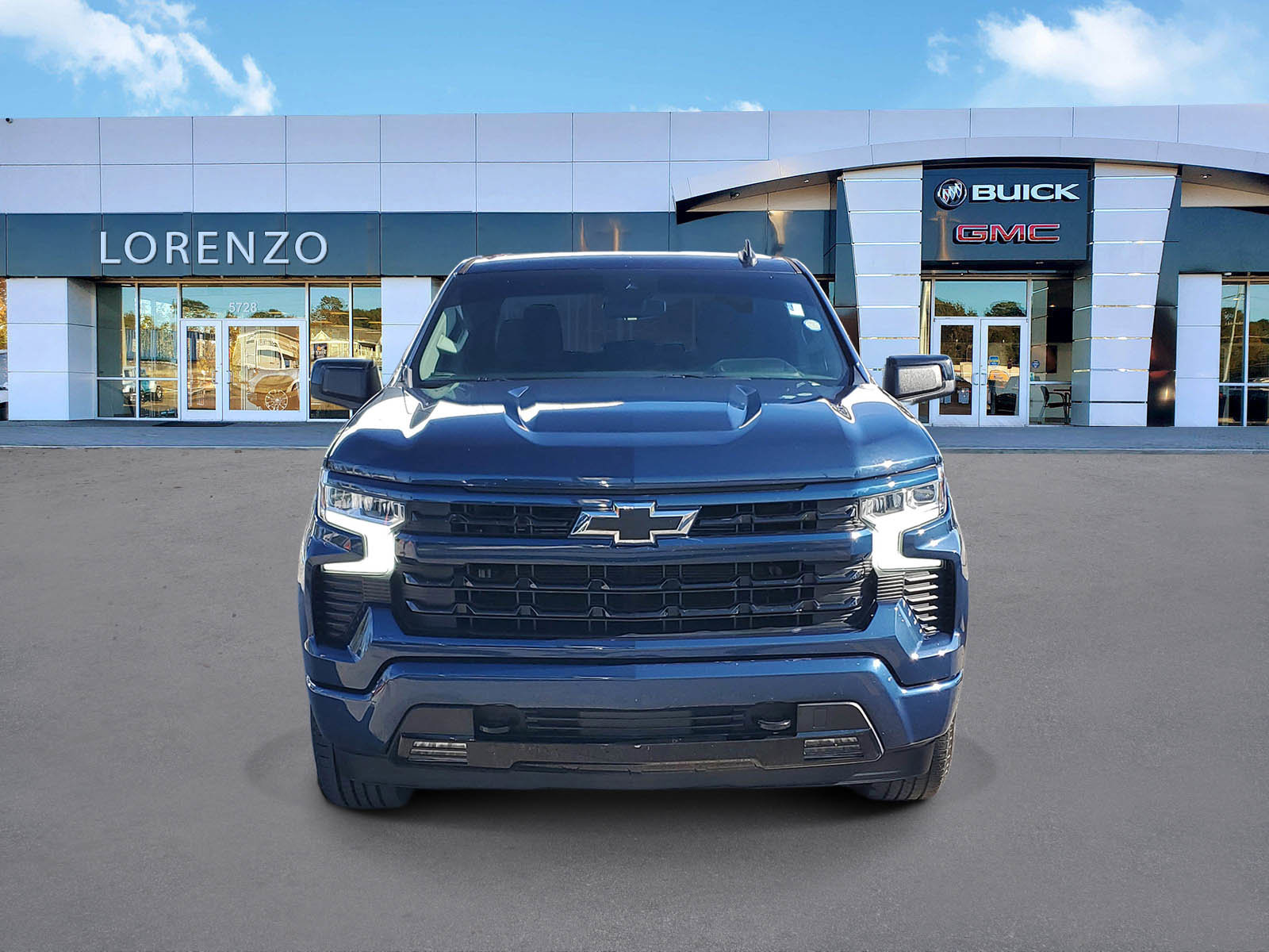 Used 2022 Chevrolet Silverado 1500 RST image 2