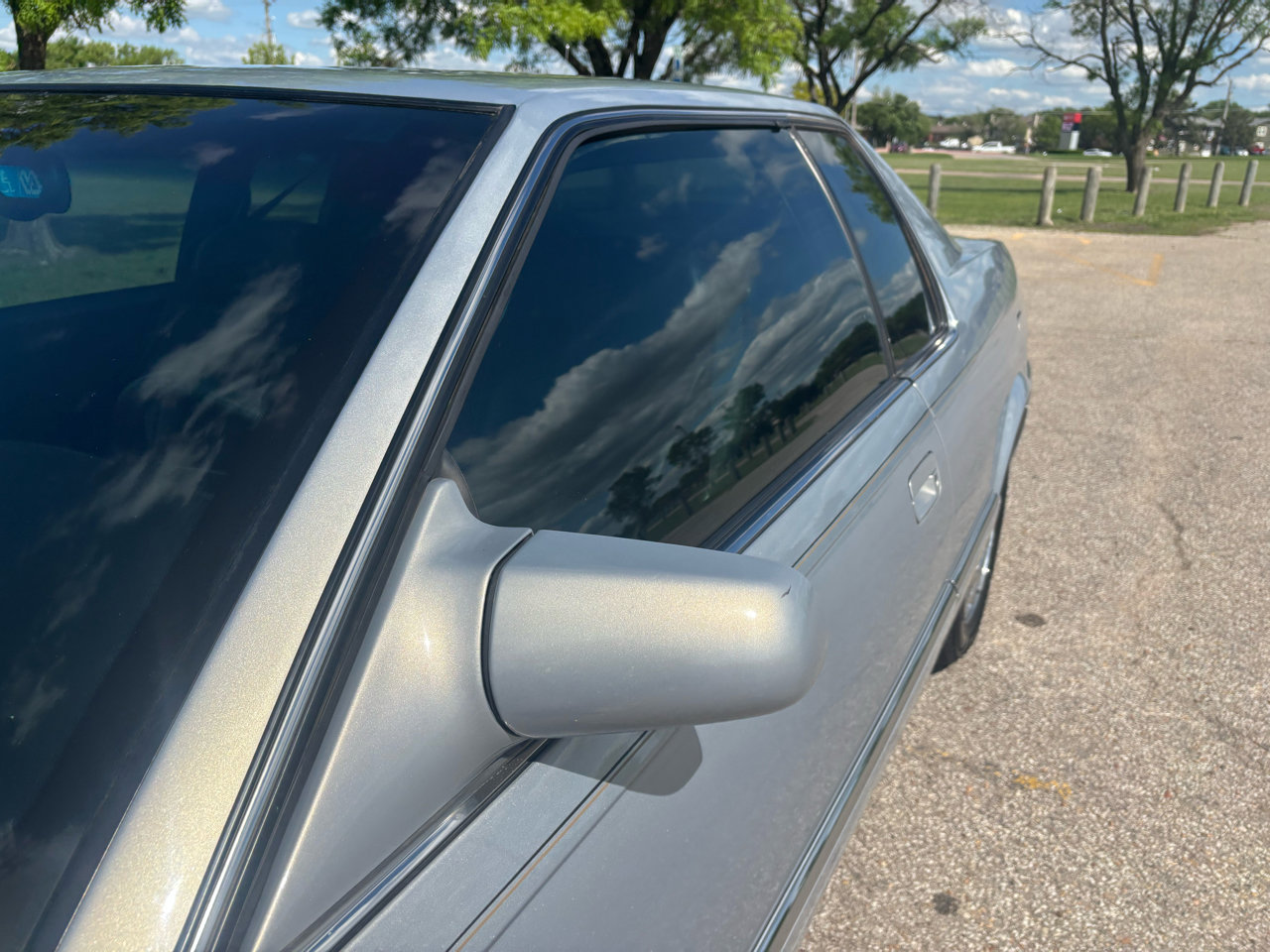 Used 1998 Cadillac Eldorado Touring w/ Safety/Security Pkg image 10