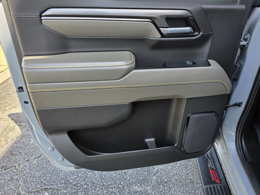 Used 2024 Chevrolet Silverado 1500 ZR2 w/ Technology Package image 50