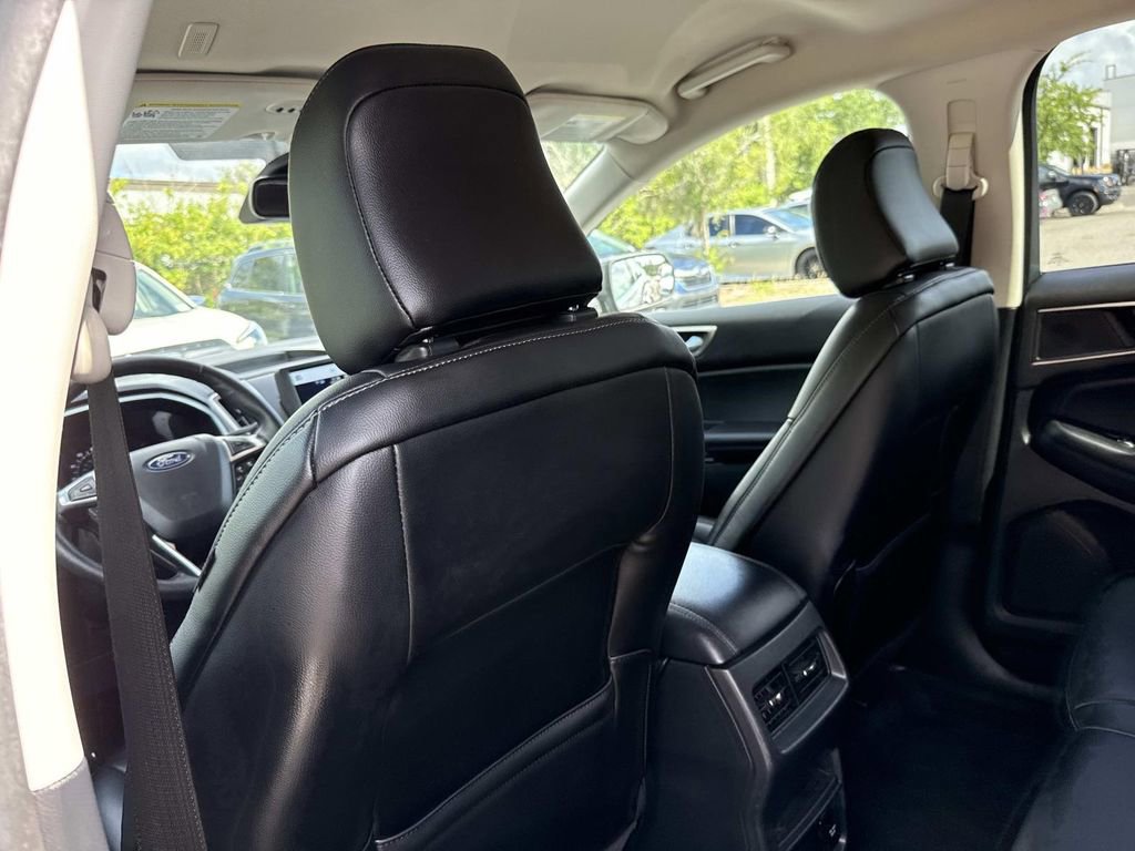 Used 2021 Ford Edge SEL w/ Convenience Package FWD image 14