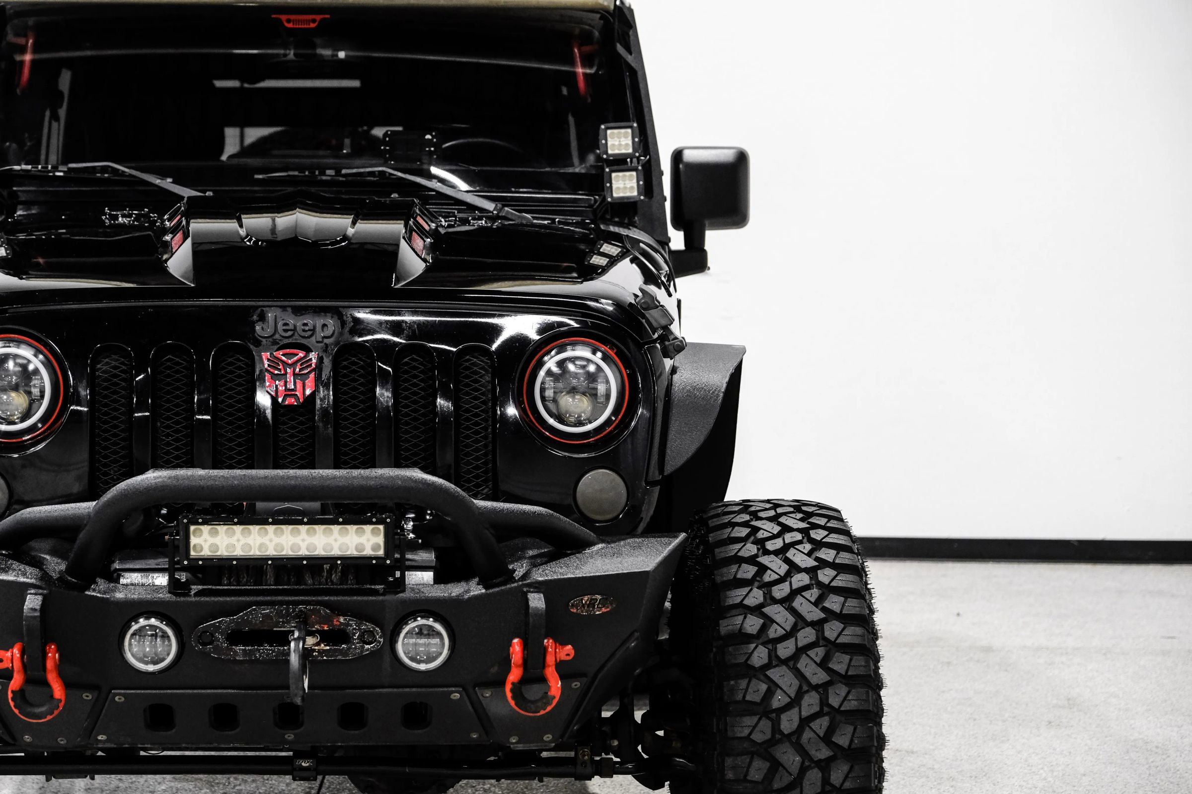 Used 2013 Jeep Wrangler Unlimited Sport image 42