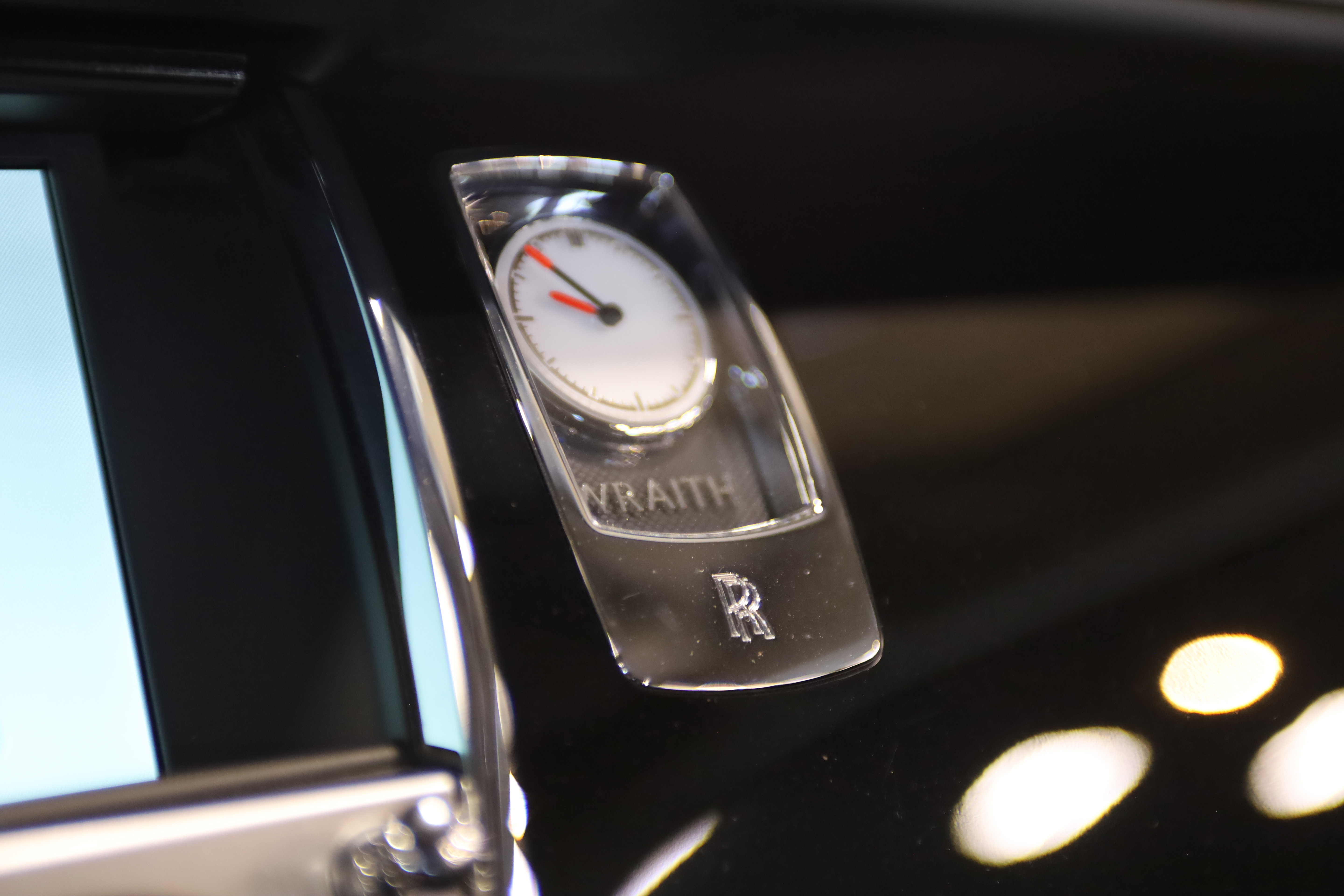 Used 2016 Rolls-Royce Wraith RWD image 28