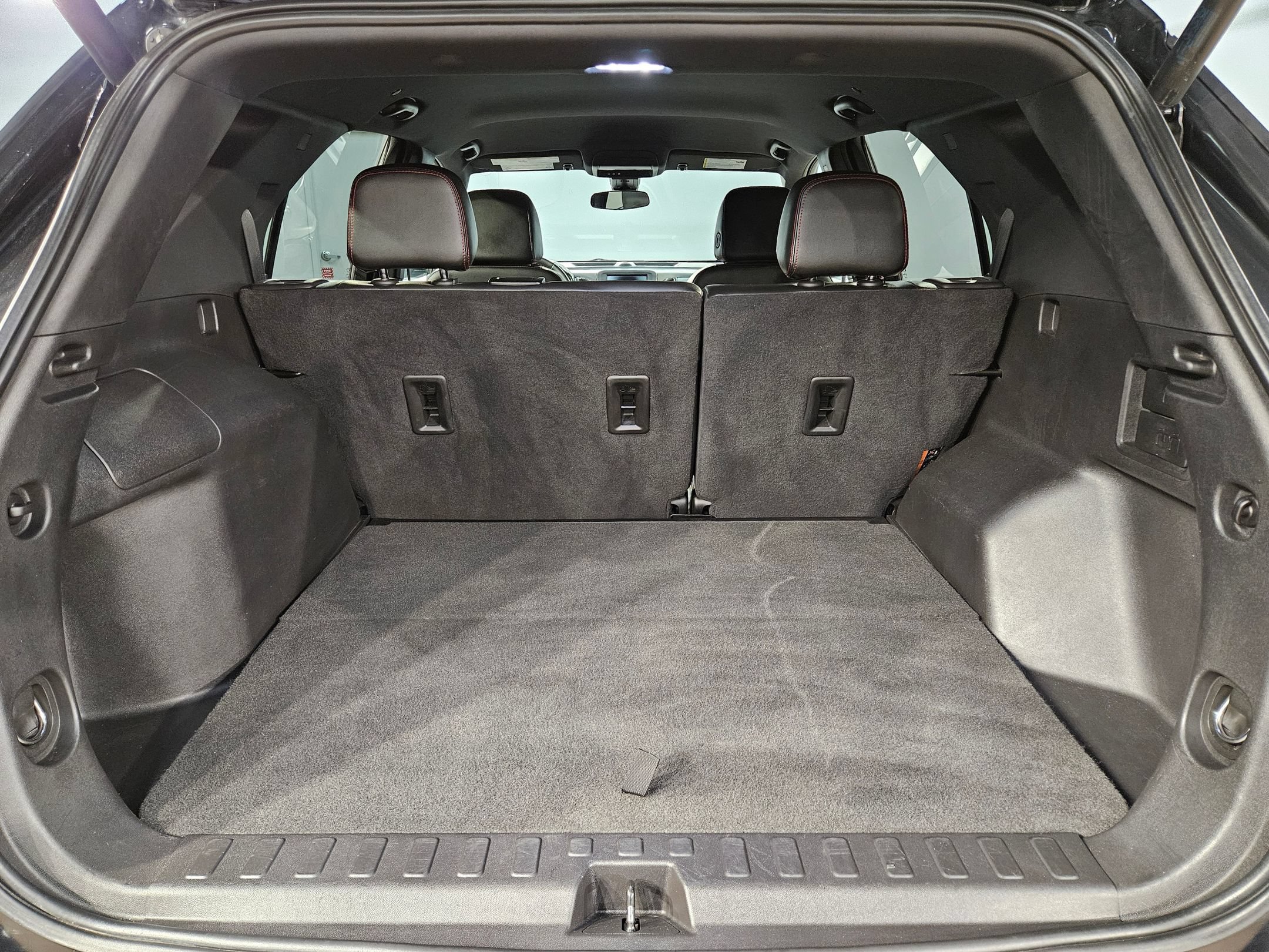 Used 2023 Chevrolet Equinox RS AWD/4WD image 18