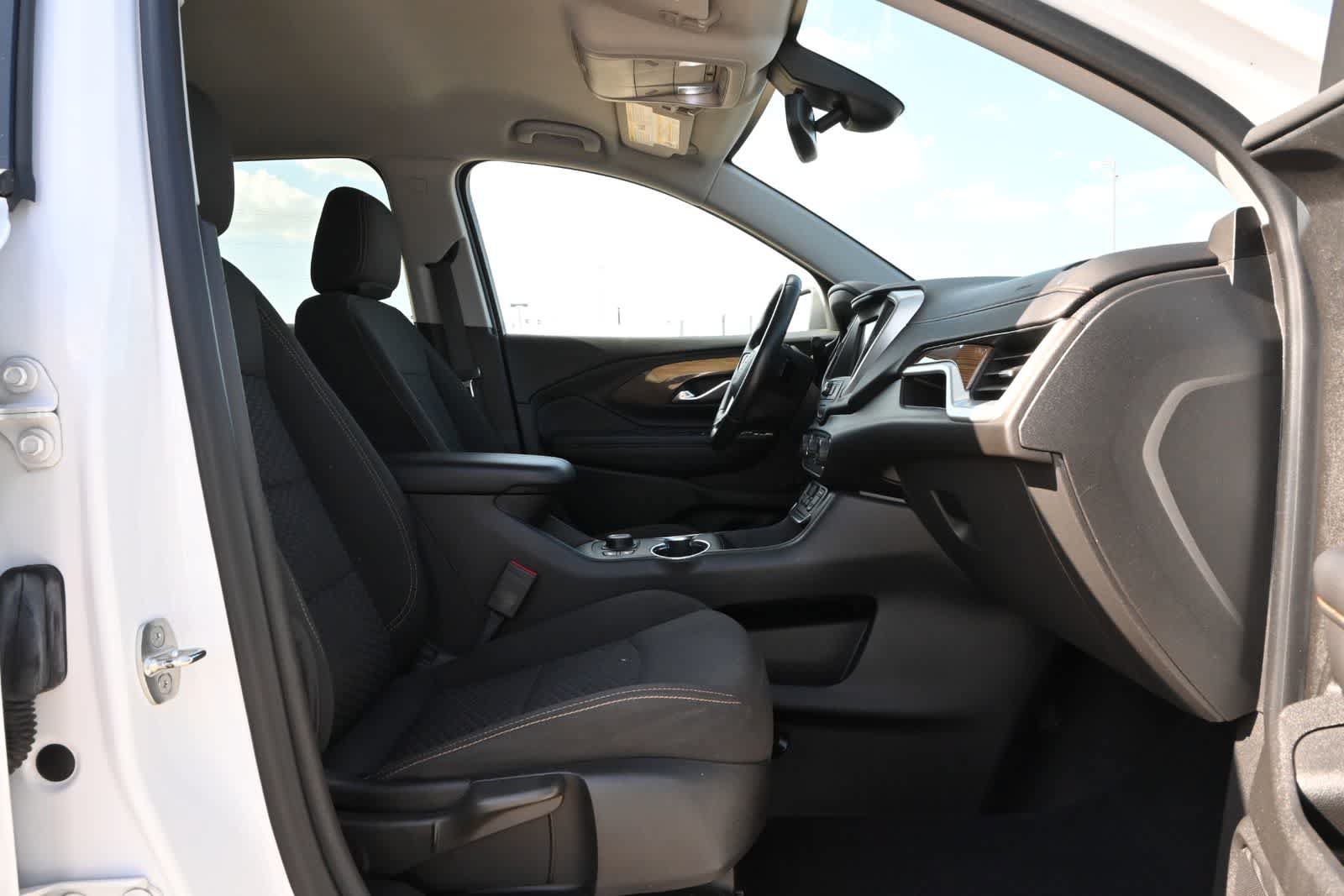 Used 2020 GMC Terrain SLE w/ Driver Convenience Package FWD image 22