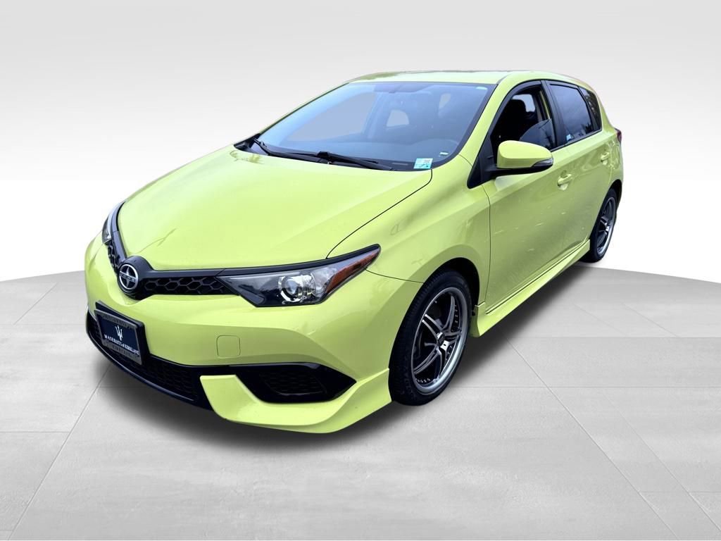 Used 2016 Scion iM image 1