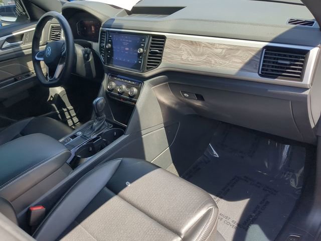 Used 2022 Volkswagen Atlas Cross Sport SE image 13