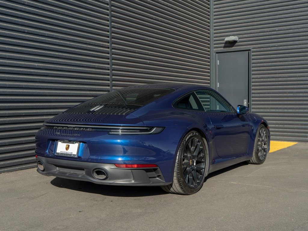 Used 2024 Porsche 911 Carrera GTS image 9