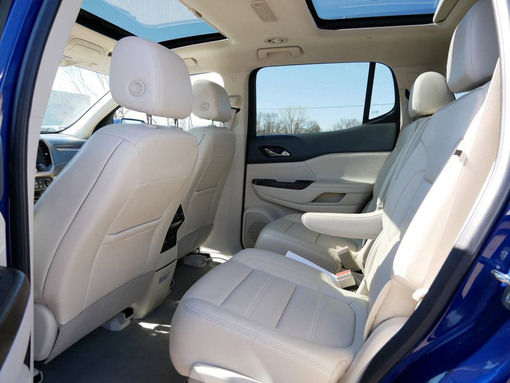 Used 2023 GMC Acadia Denali w/ Denali Ultimate Package image 12