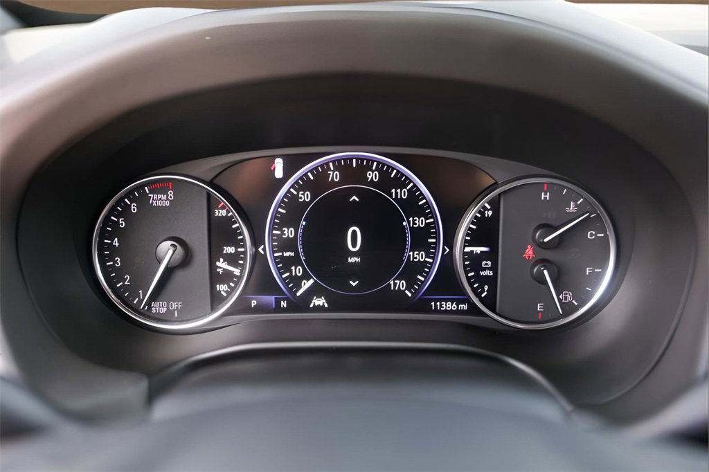 Used 2024 Buick Enclave Avenir w/ Avenir Technology Package image 11