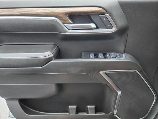 Used 2025 Chevrolet Silverado 1500 LT AWD/4WD image 34