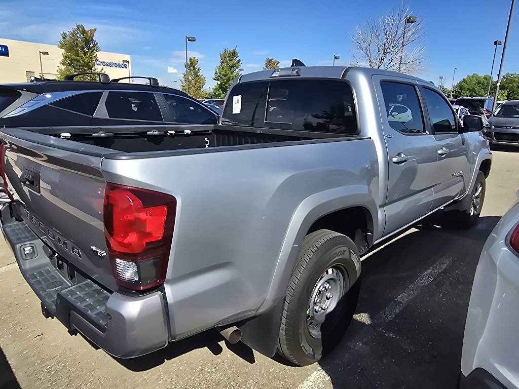Used 2020 Toyota Tacoma SR5 AWD/4WD image 18