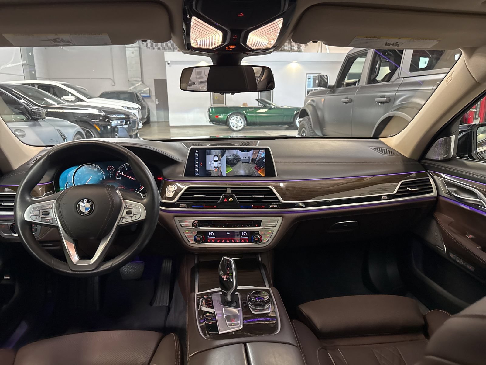 Used 2018 BMW 750i RWD image 21