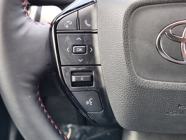 Used 2025 Toyota Prius Plug-In Hybrid FWD image 29