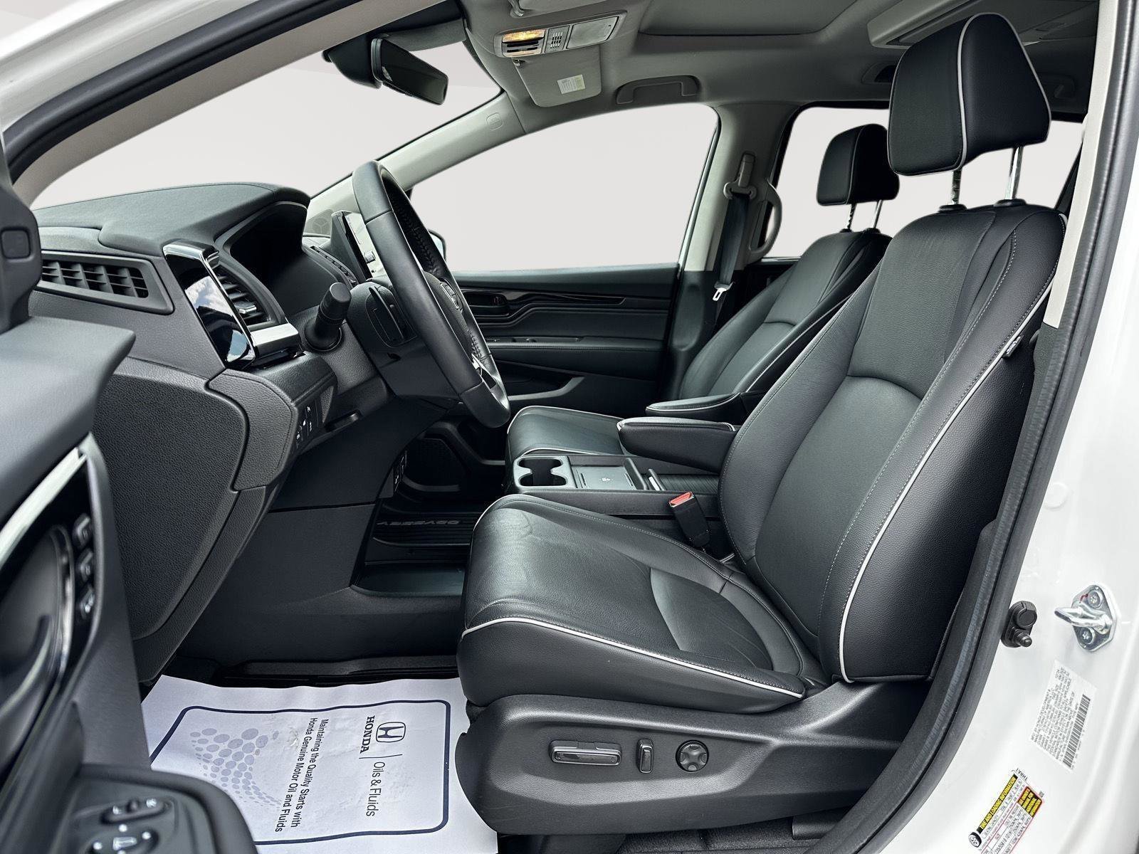 Certified 2025 Honda Odyssey Touring image 7