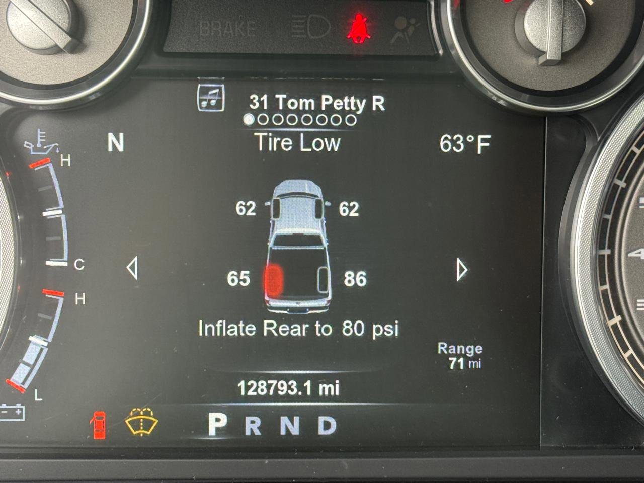 Used 2017 RAM 2500 Limited AWD/4WD image 12