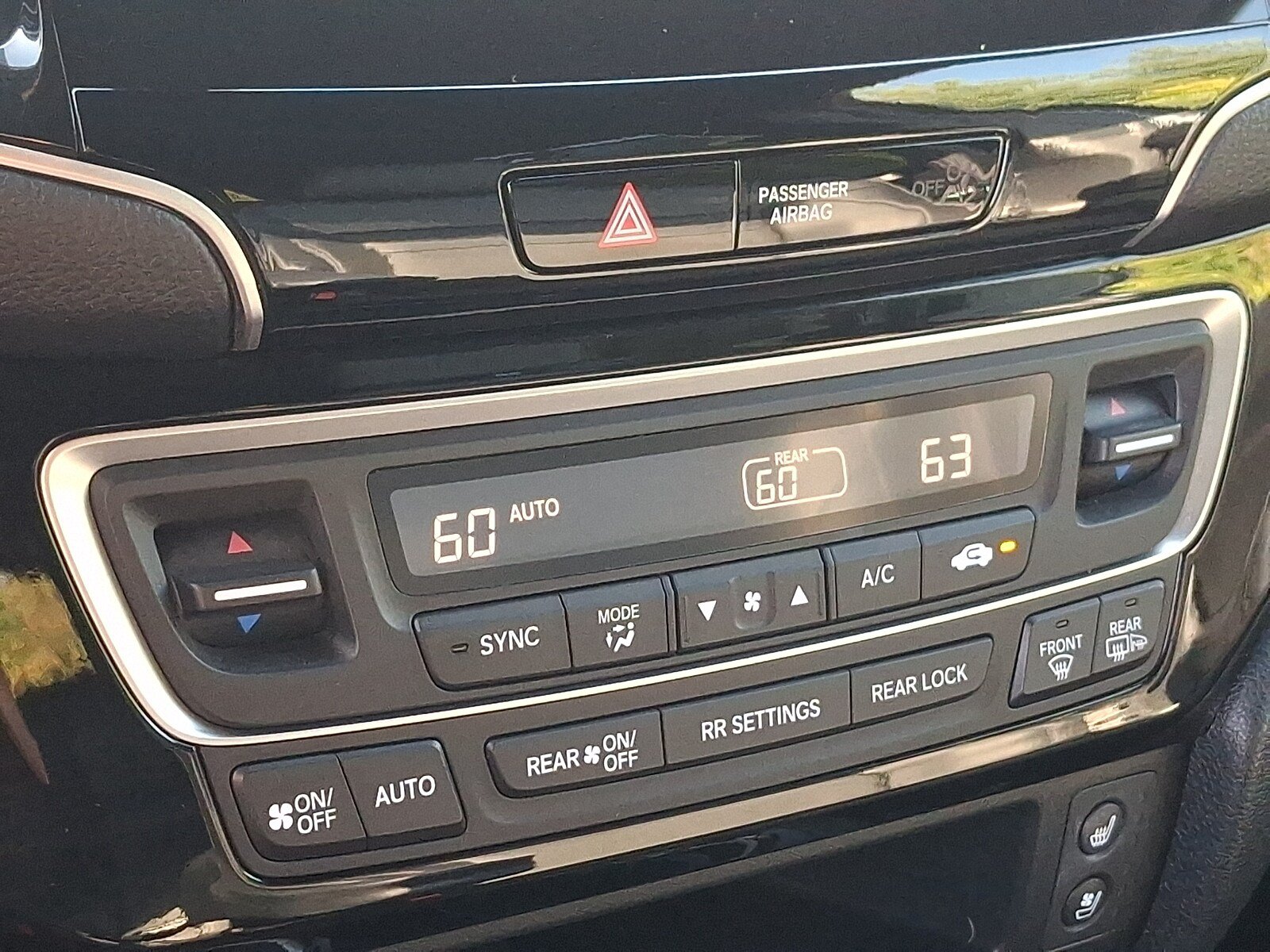 Used 2023 Honda Passport Elite image 16