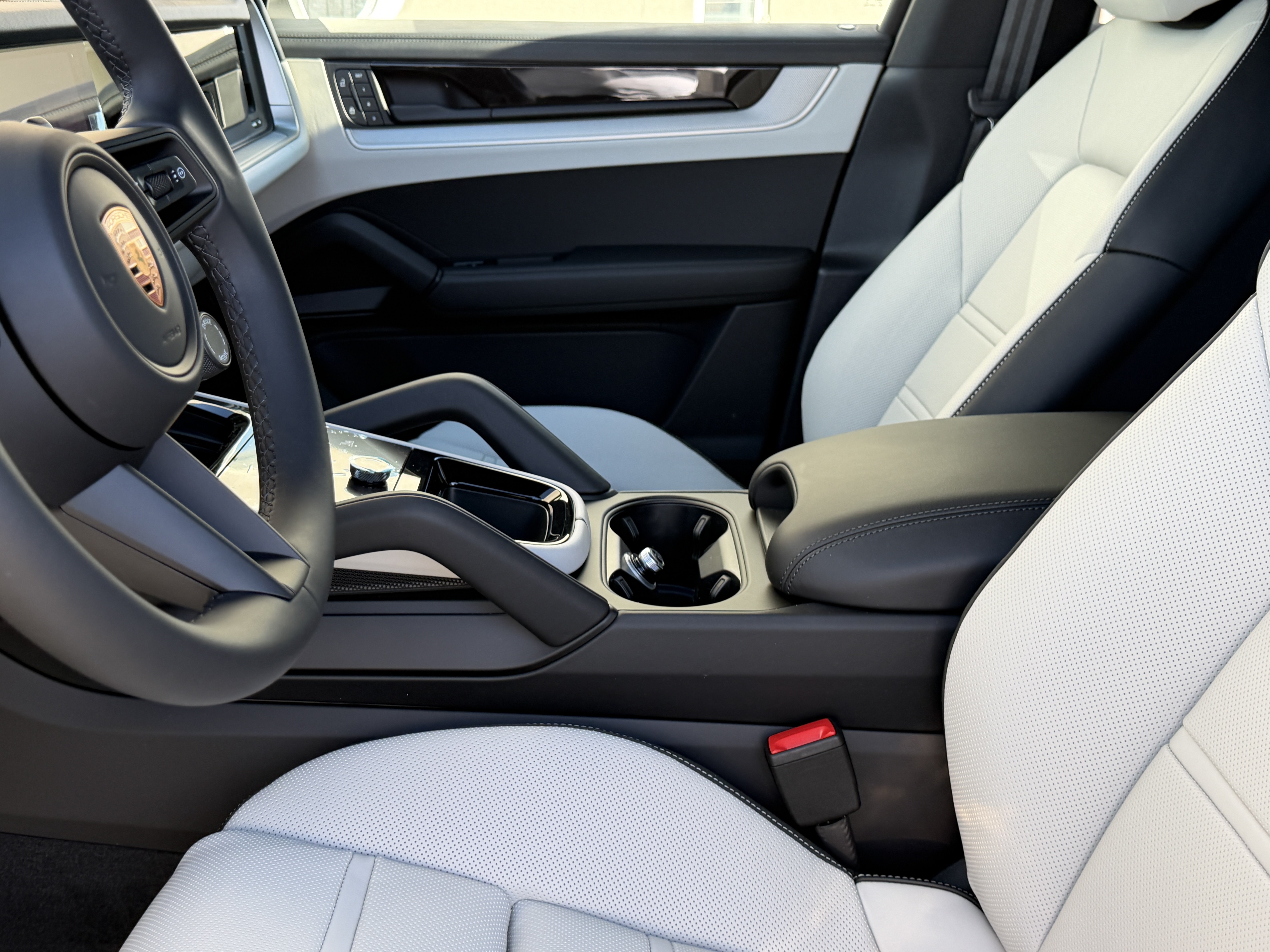 New 2026 Porsche Cayenne AWD/4WD image 4