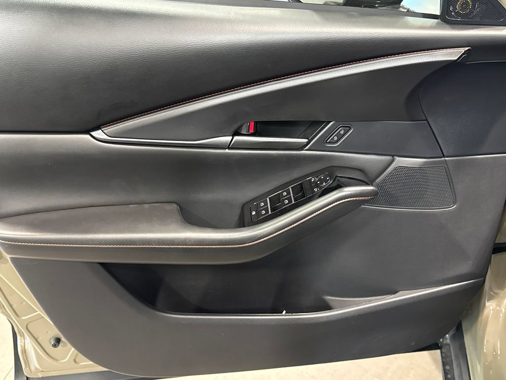 Certified 2024 MAZDA CX-30 Carbon AWD/4WD image 7