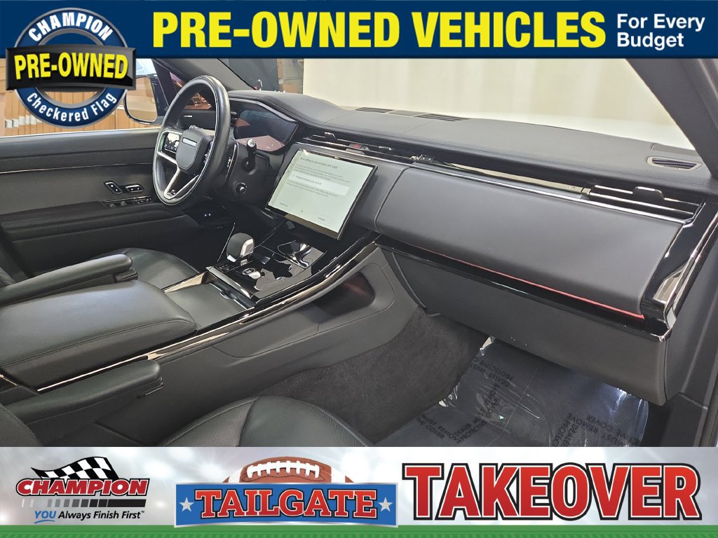 Used 2025 Land Rover Range Rover Sport SE AWD/4WD image 25