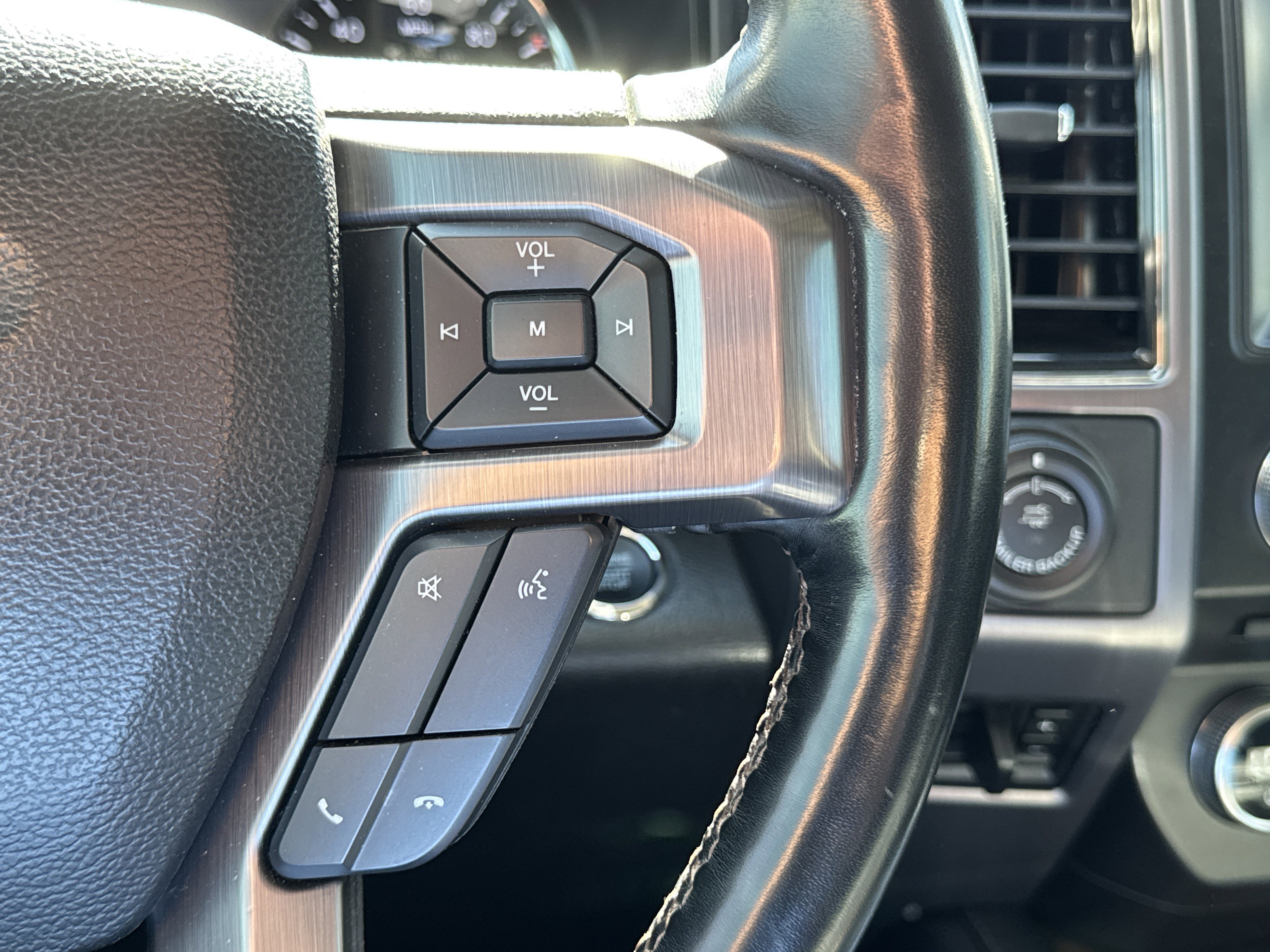 Used 2018 Ford Expedition Max Platinum image 15