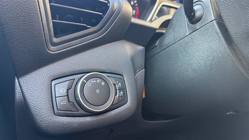 Used 2018 Ford Escape SE AWD/4WD image 30
