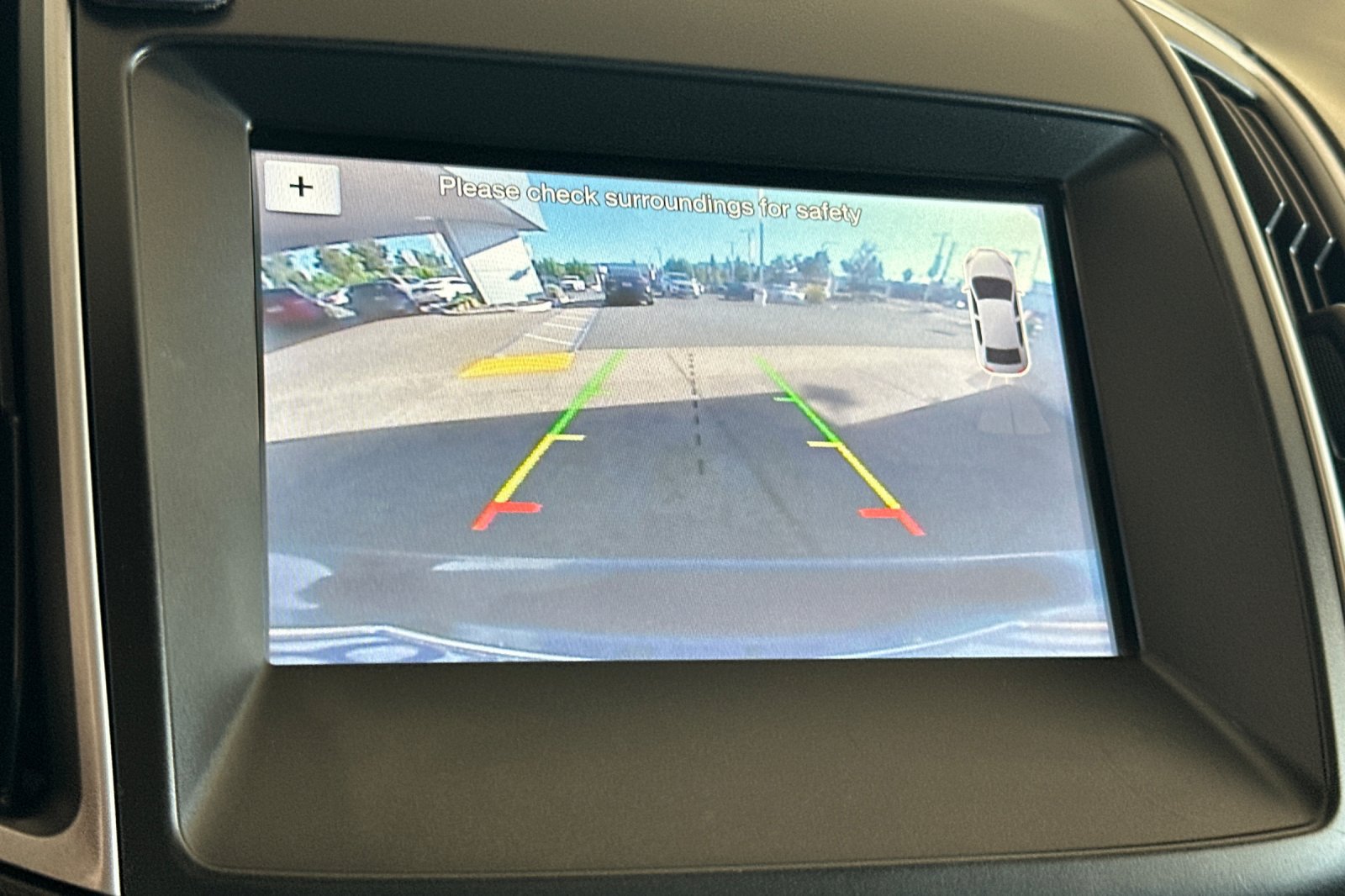 Used 2017 Ford Edge SEL w/ Equipment Group 201A AWD/4WD image 17