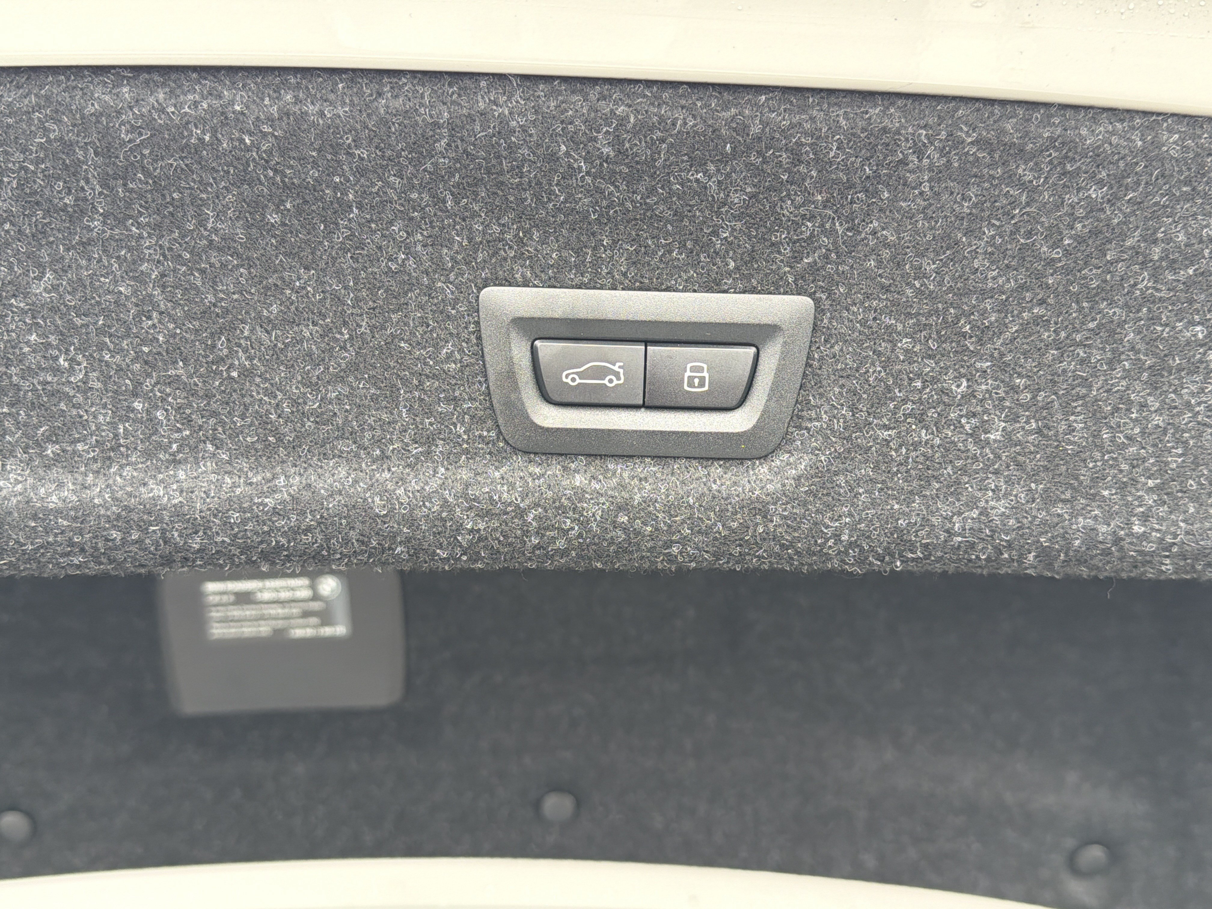 New 2026 BMW 330i Sedan w/ Premium Package RWD image 27