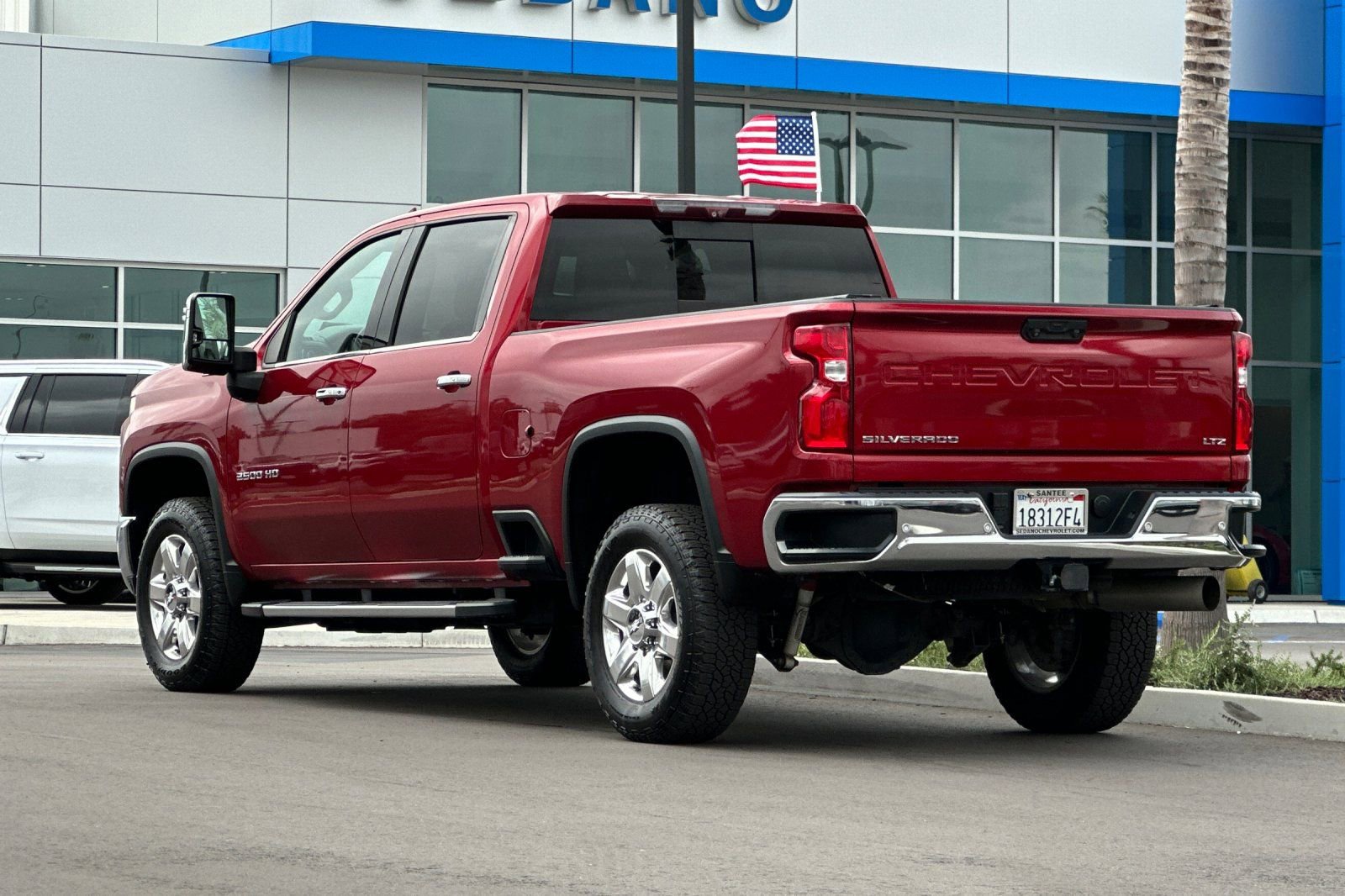 Used 2020 Chevrolet Silverado 2500 LTZ w/ LTZ Premium Package image 6
