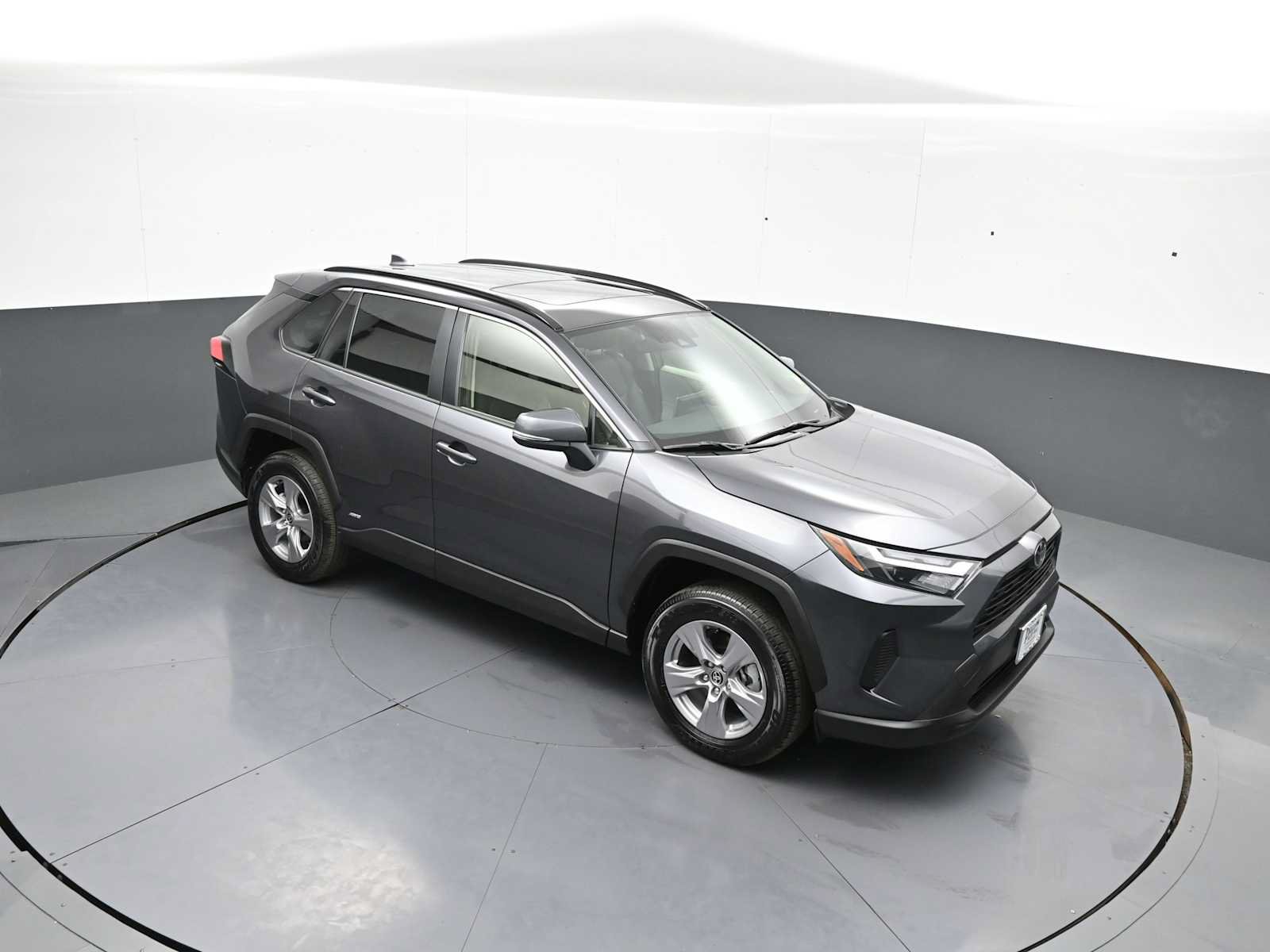 Used 2025 Toyota RAV4 XLE w/ Convenience Package AWD/4WD image 37