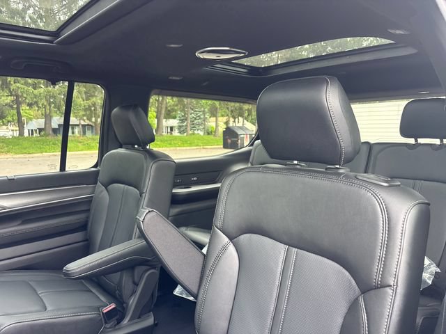 New 2026 Jeep Grand Wagoneer Limited w/ Premium Group II AWD/4WD image 8