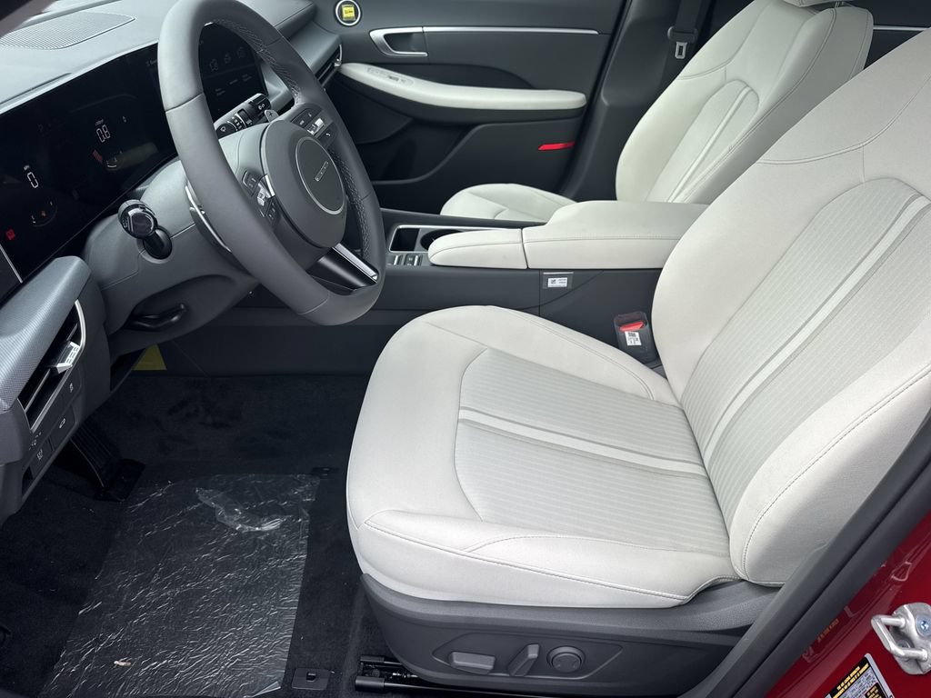 New 2026 Hyundai Sonata SEL FWD image 9