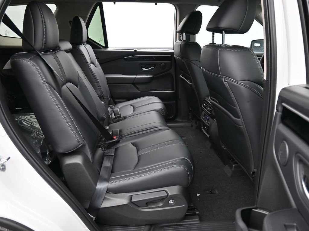 New 2025 Honda Pilot EX-L image 39