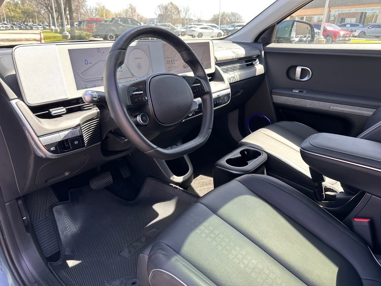 Used 2024 Hyundai Ioniq 5 Limited image 25