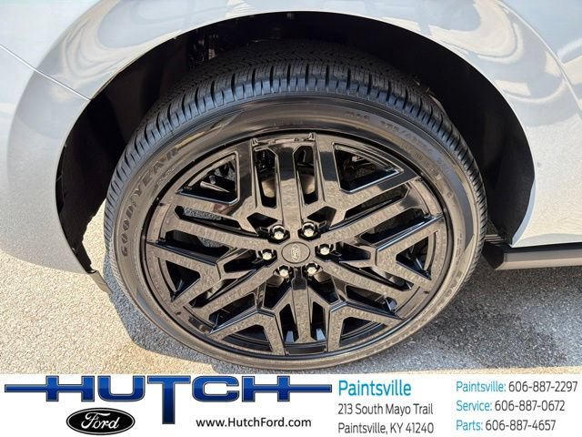 New 2027 Ford Expedition Max Platinum AWD/4WD image 10
