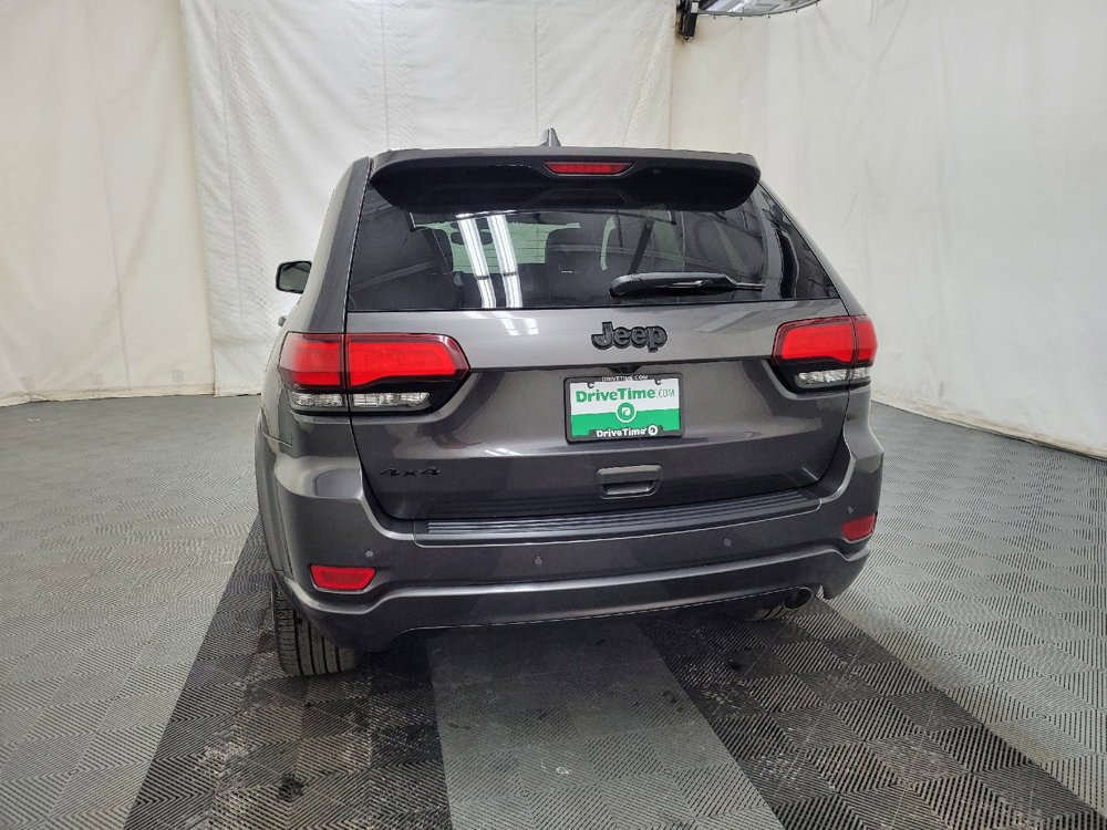 Used 2020 Jeep Grand Cherokee Altitude image 6